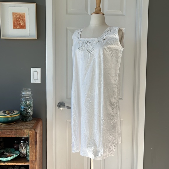 Antique Italian open cutwork cotton linen chemise dress - Picture 2 of 6